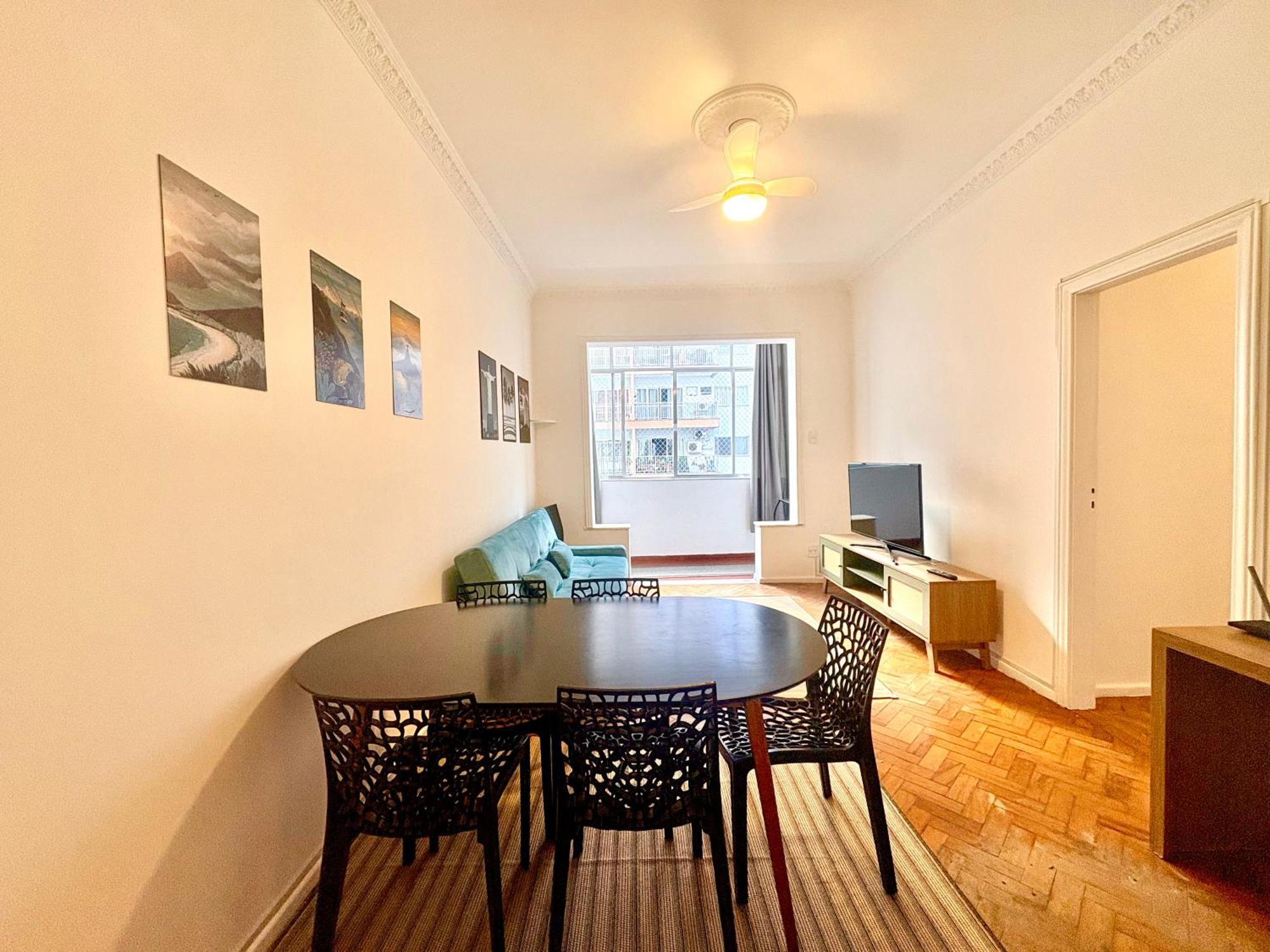 Two-Bedroom Apartment City View
