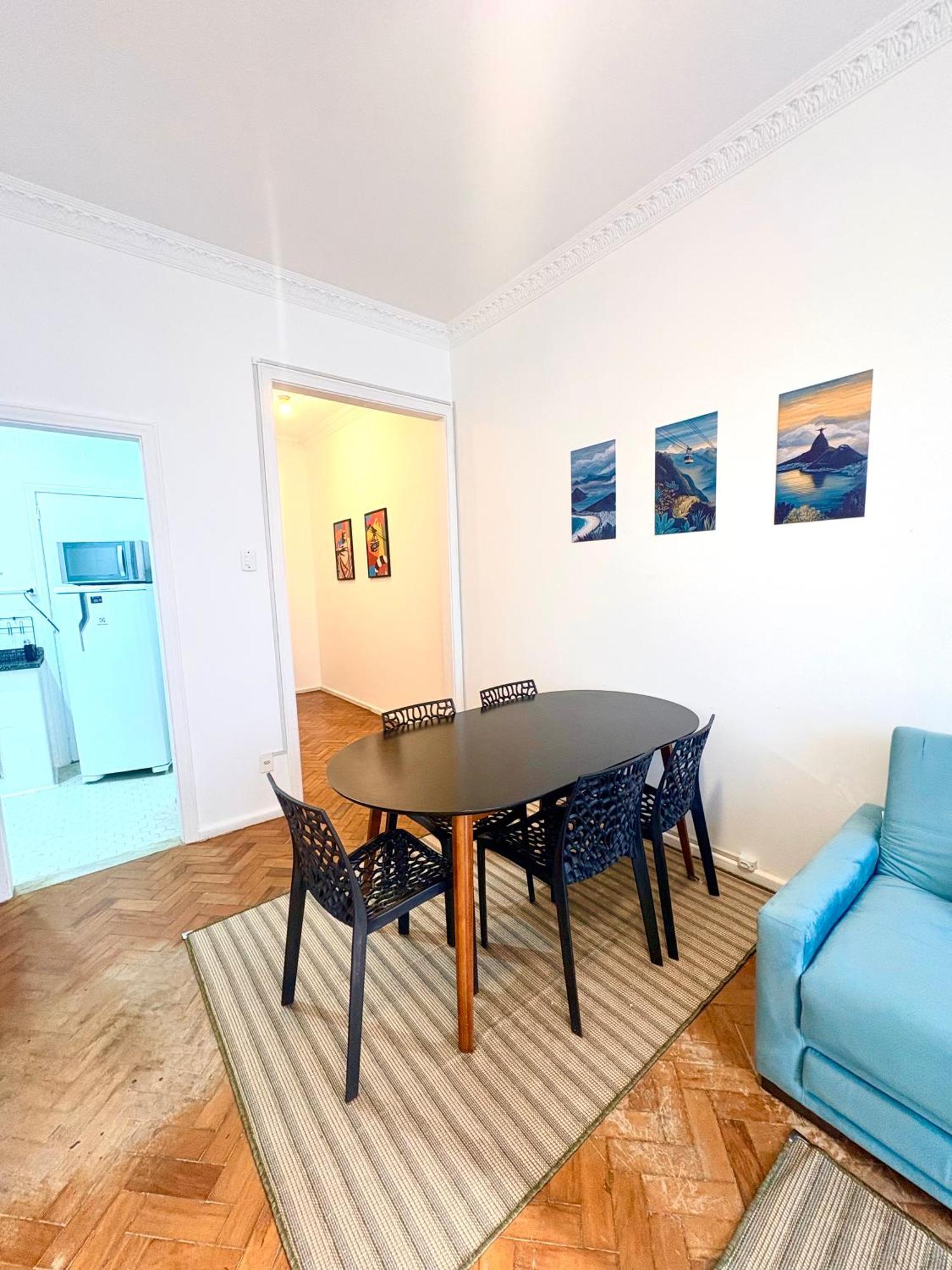 Two-Bedroom Apartment City View