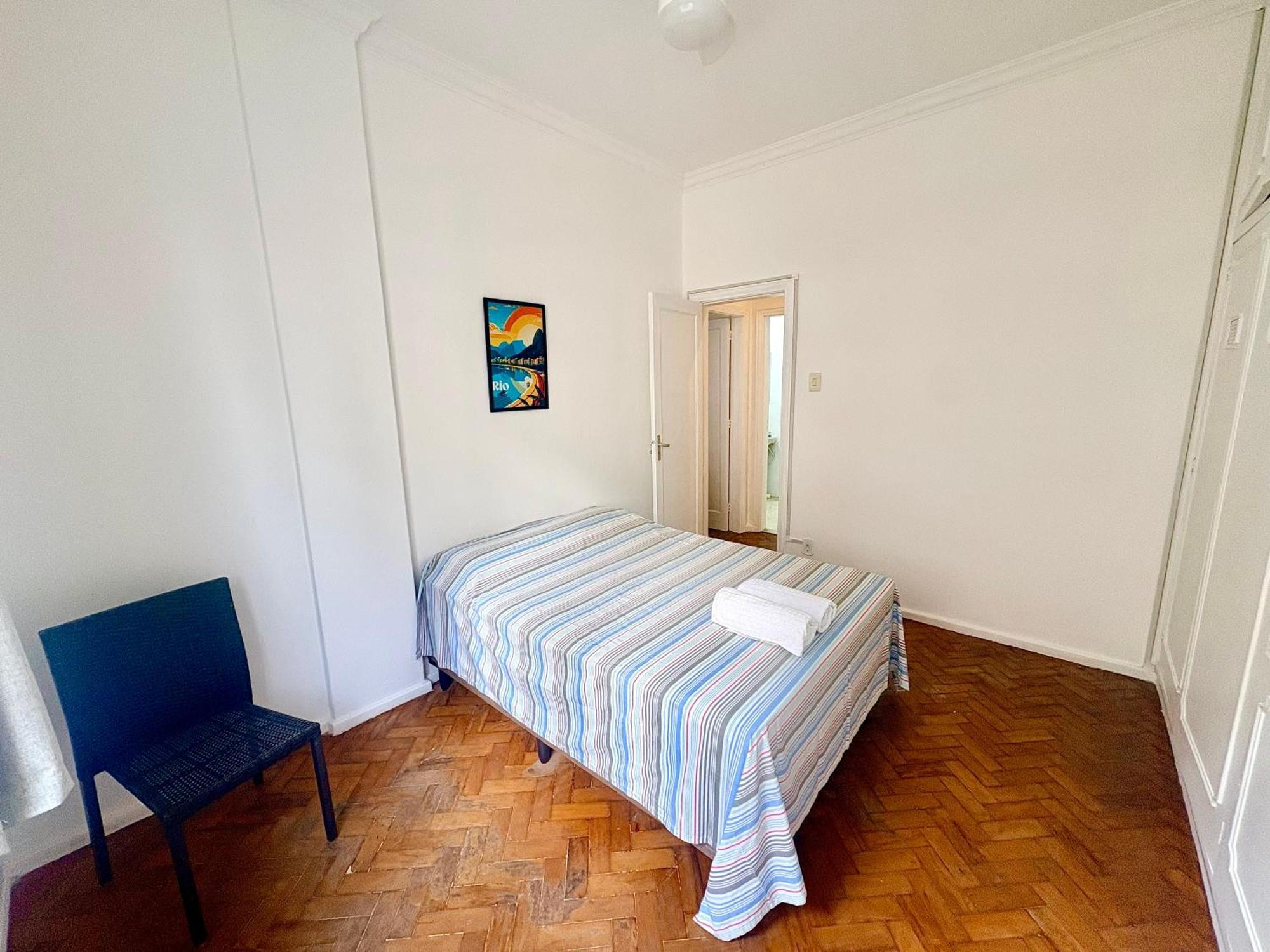Two-Bedroom Apartment City View