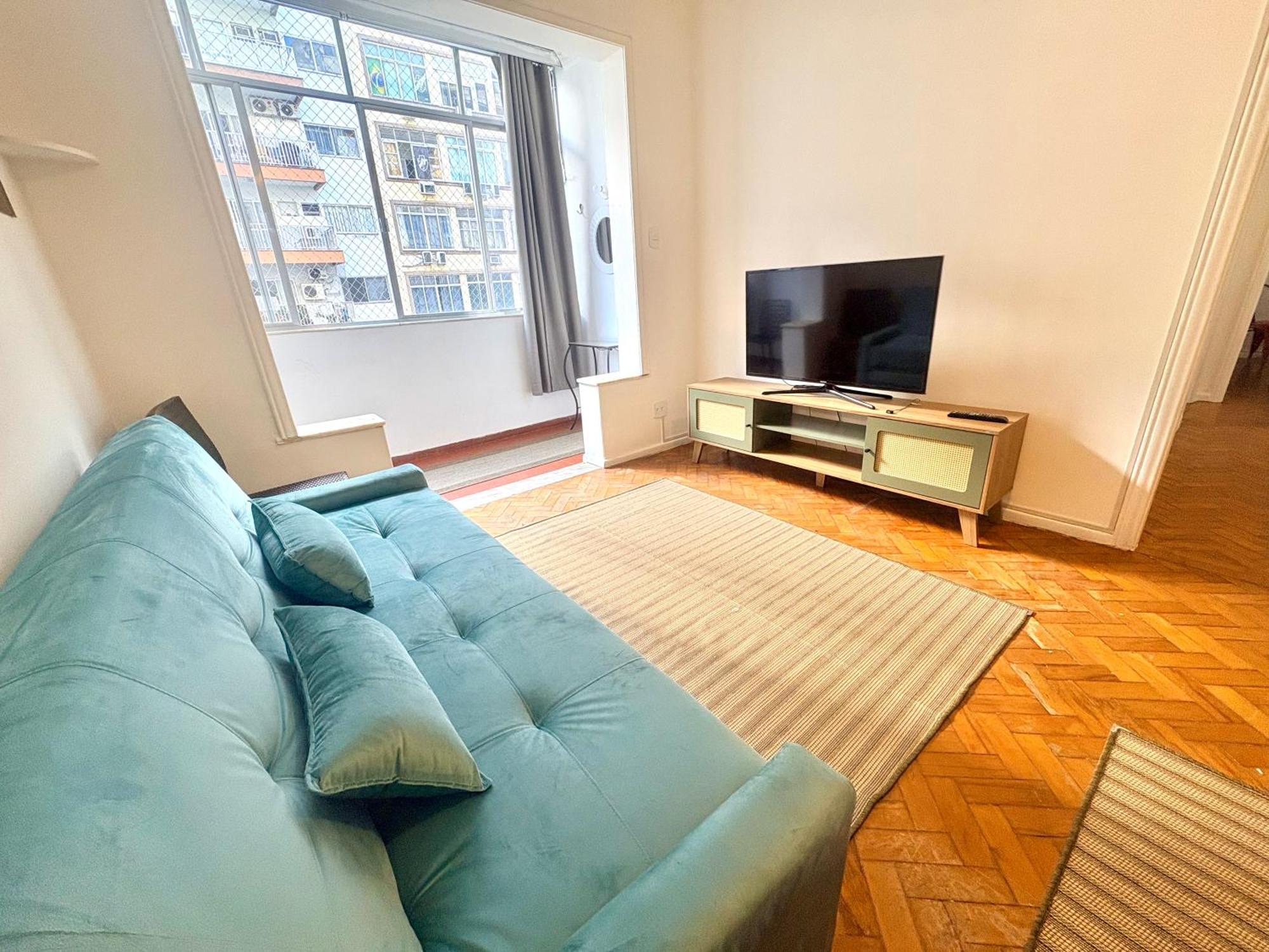 Two-Bedroom Apartment City View